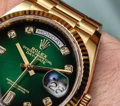 Compro Relojes de marca como Rolex y pago en dolares llame o escribanos aqui Whatsapp +58 4149085101 Valencia Shopping Center centro comercial