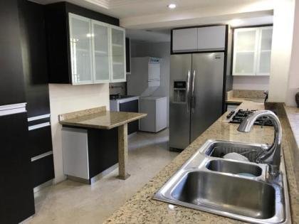 APARTAMENTO ACTUALIZADO 142M2 CUMBRES DE CURUMO