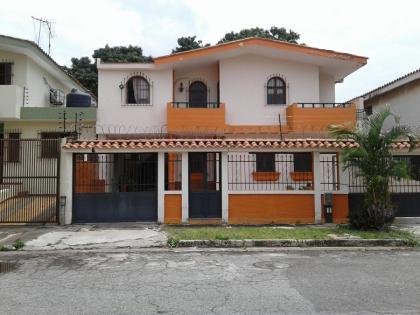 Casa en El Trigal Norte Valencia Edo. Carabobo