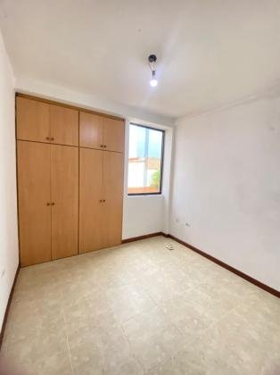 Townhouse en Res Camurí, Urb. Manantial