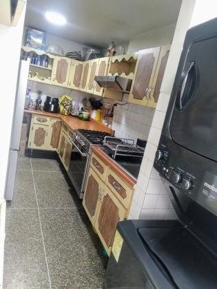 Venta de apartamento en los Ruices y los Cortijos, Caracas